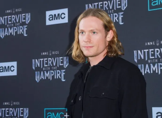 Sam Reid arrives at the 2022 annual Comic Con International Convention photo call for "Interview with the Vampire" at the Nolen Rooftop in San Diego^ CA on July 23^ 2022.