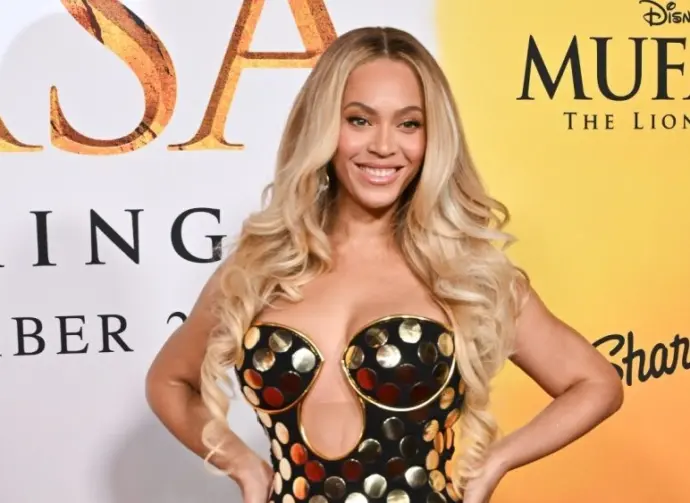 Beyonce arrives for ‘Mufasa: The Lion King’ World Premiere on December 09^ 2024 in Hollywood^ CA
