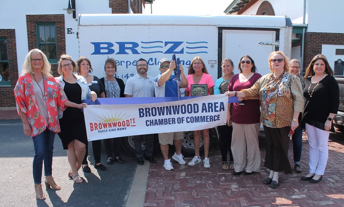 ribbon-cutting-for-breze-cleaning