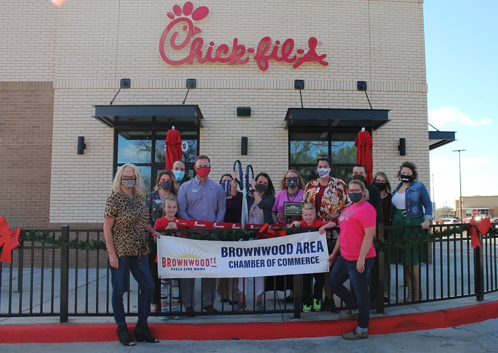 ribbon-cuttting-for-chick-fil-a