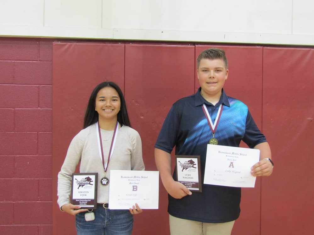 Brownwood Middle School Students Receive End-of-Year Awards