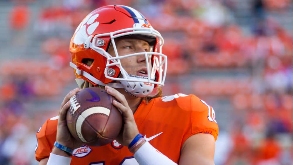 QB Trevor Lawrence signs $36.8M rookie contract with Jags