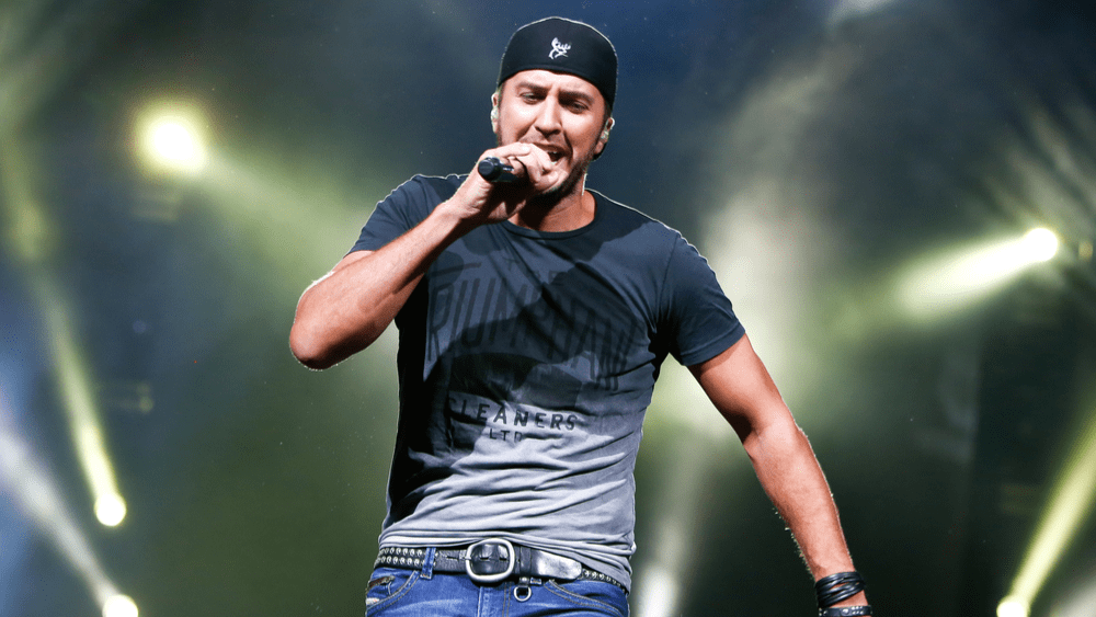 Luke Bryan Announces Dates & Venues for his Farm Tour 2022