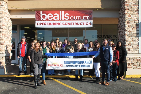 bealls-outlet-ribbon-cutting