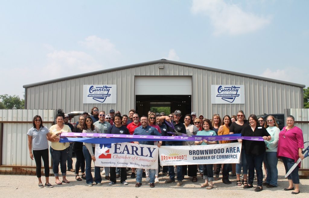 Ribbon Cutting for 25th Anniversary of Quality Body Works - Vimarsana News