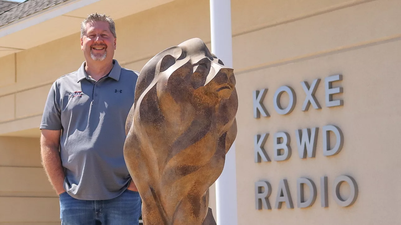 Jeff Duncan to serve as play-by-play announcer for KOXE's Lions football  coverage