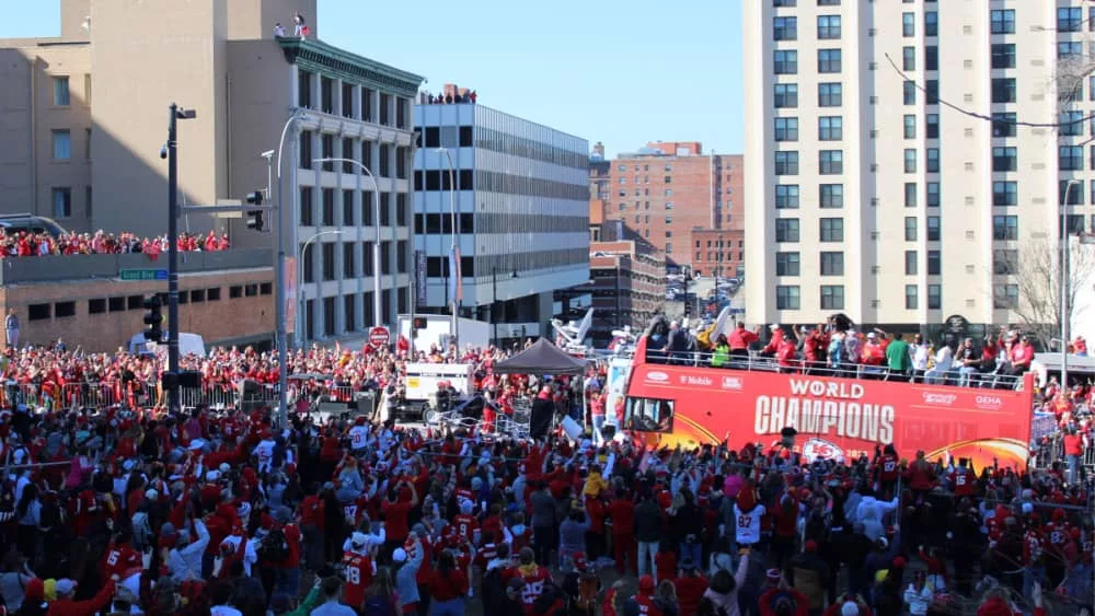 Fans at The Kansas City Chiefs 2024 Superbowl parade near Grand Blvd and 8th Street. Kansas City^ Mo February 14^ 2024.