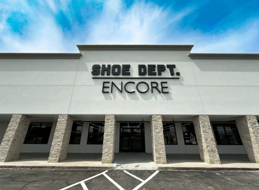 Shoe Dept. Encore Now Open In Brownwood