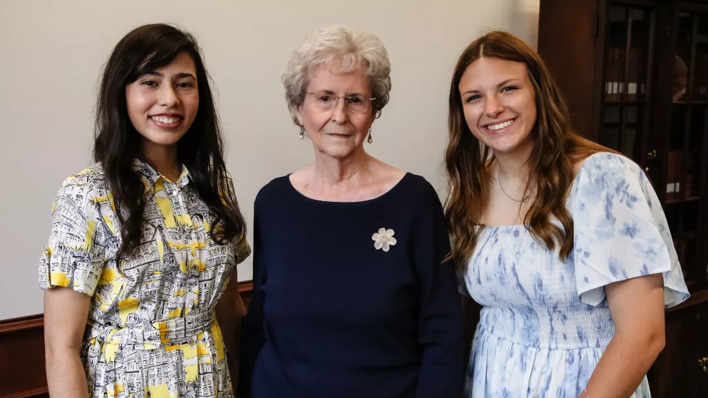 Douthit, Molina And Grooms Honored At HPU's 2024 Yellow Rose Scholarship Luncheon - Vimarsana News