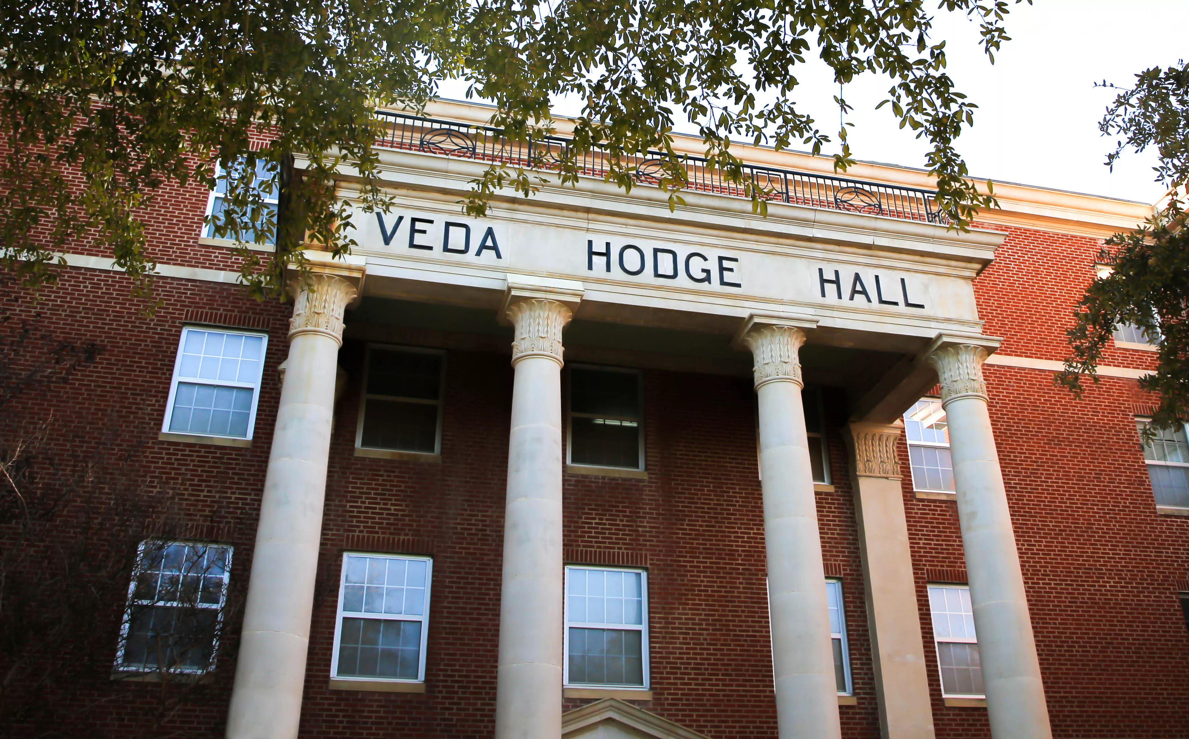 veda-hodge-hall