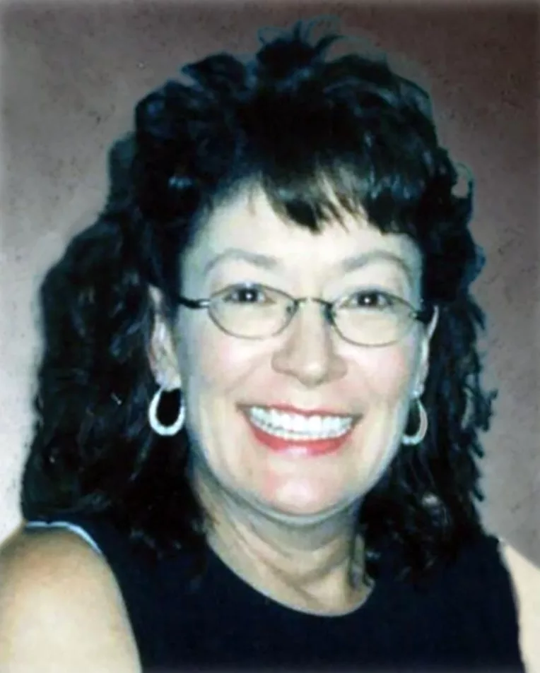 obit-photo-sharon-wagner