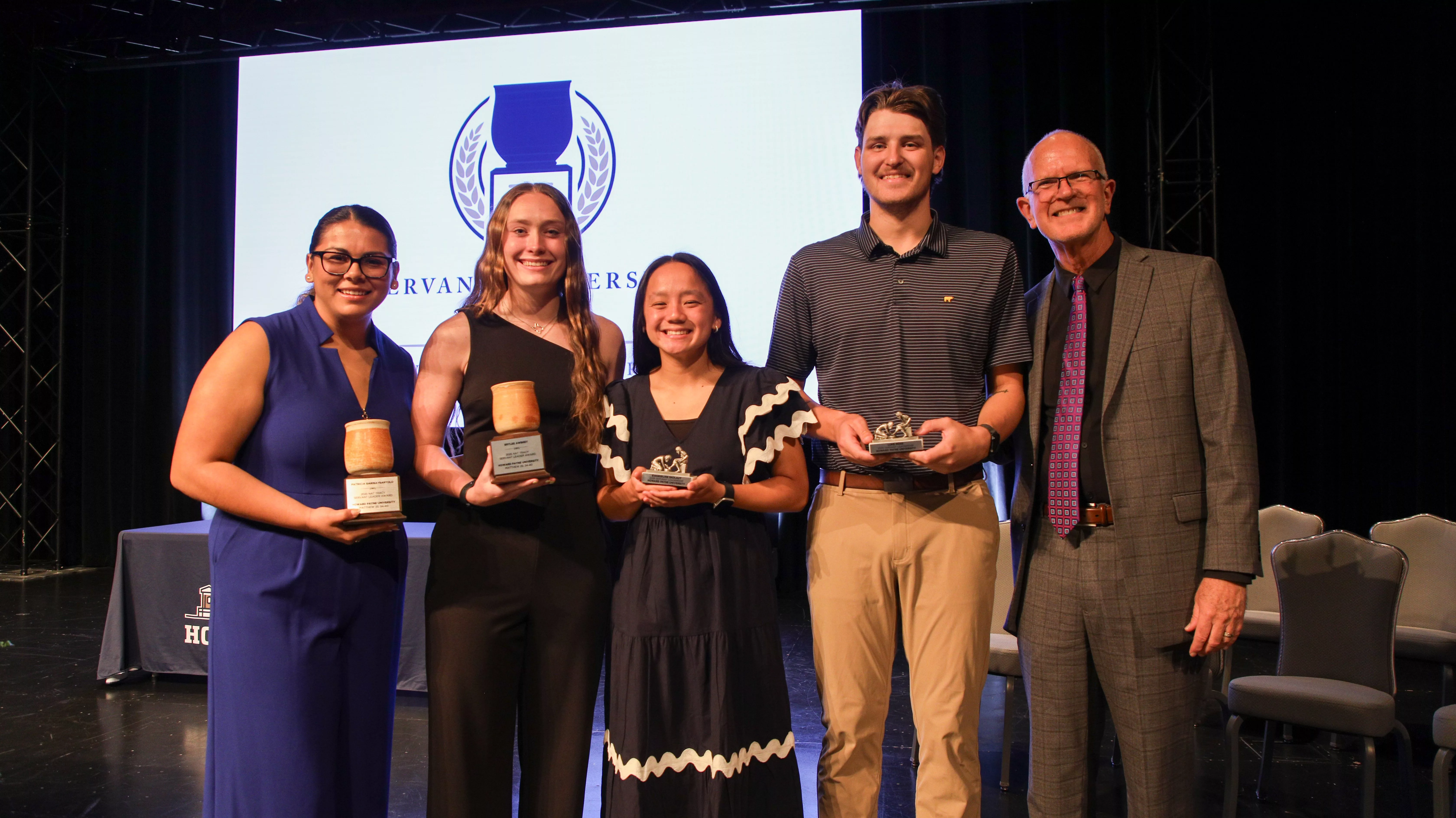 servant-leader-awards-group-photo