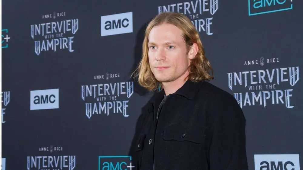 Sam Reid arrives at the 2022 annual Comic Con International Convention photo call for "Interview with the Vampire" at the Nolen Rooftop in San Diego^ CA on July 23^ 2022.