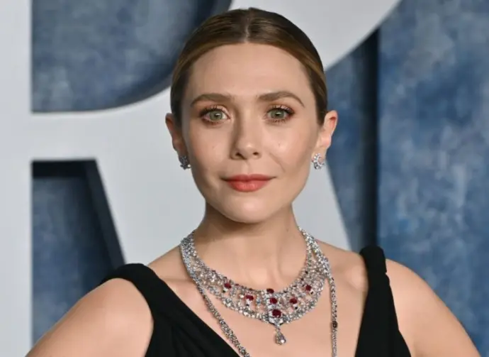 Elizabeth Olsen at the 2023 Vanity Fair Oscar Party at the Wallis Annenberg Center. BEVERLY HILLS^ CA. March 12^ 2023