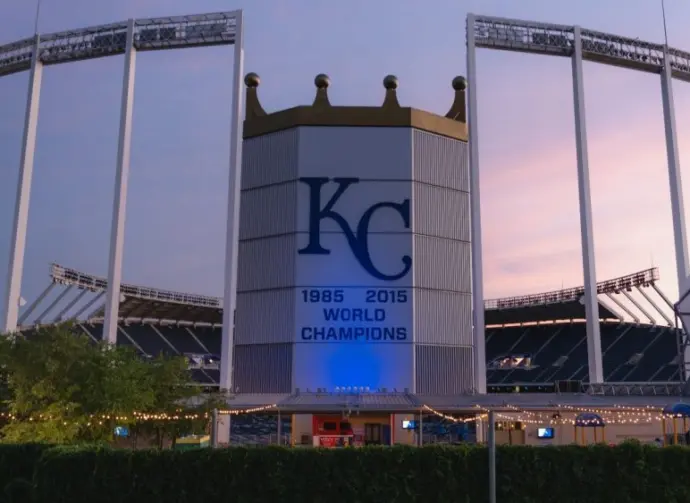 The front view at Kauffman Stadium^ home of the Kansas City Royals baseball team^ at dusk. Kansas City^ Missouri - July 14^ 2023