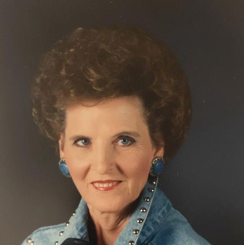1778616598-3487024_elizabeth_roberts_obit_pic_edited