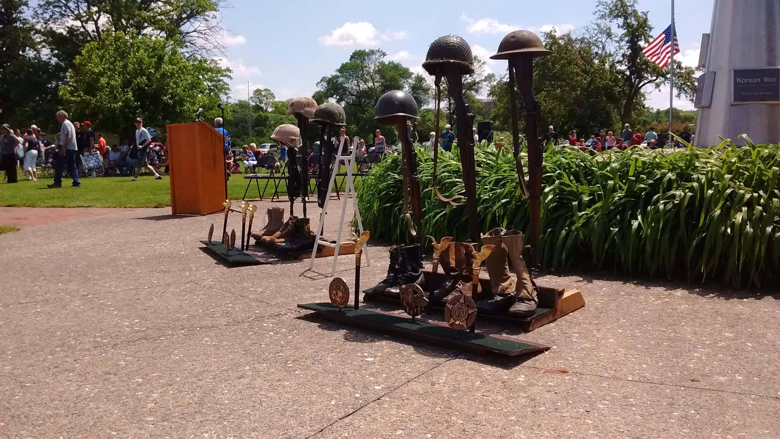memorial-patriotic-display
