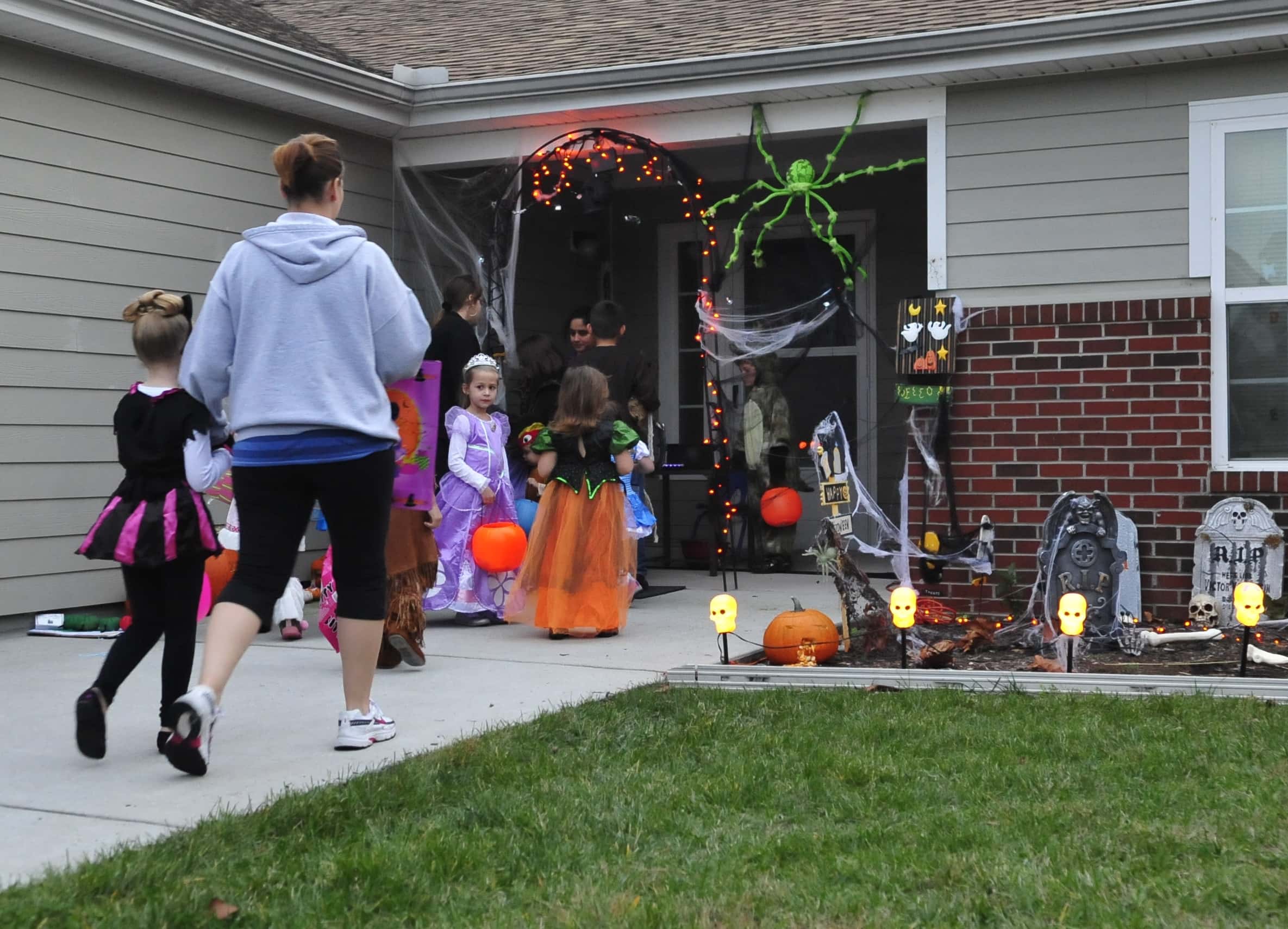 trick-or-treat-two