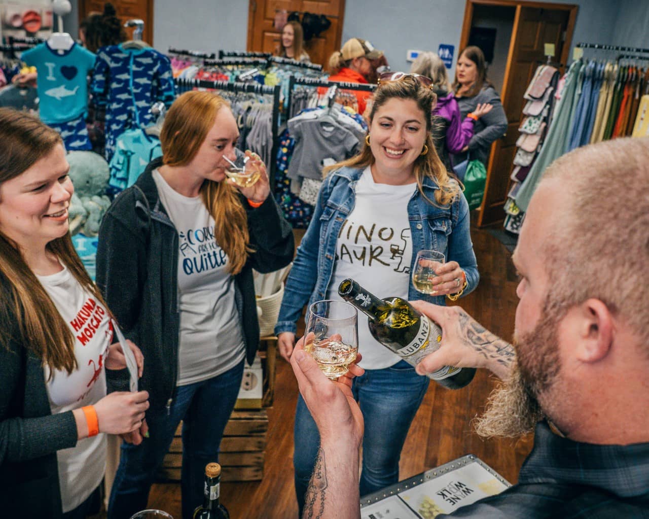 janesville-wine-walk