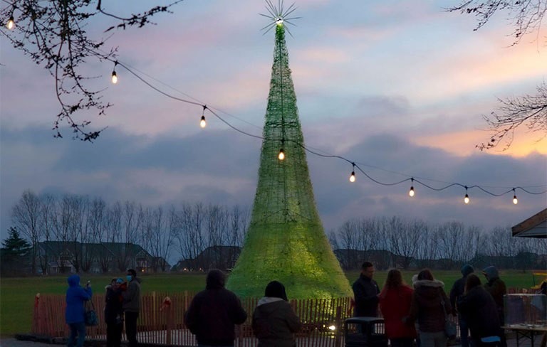 worlds-tallest-glass-tree