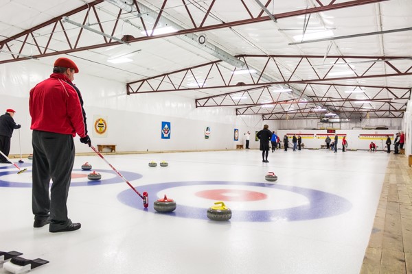 blackhawk-curling-club71103