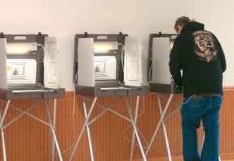 vote-polls808111