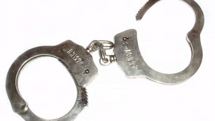 handcuffs999356