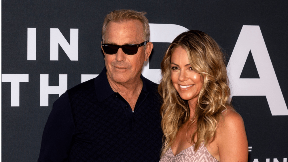 shutterstock_146860543776630