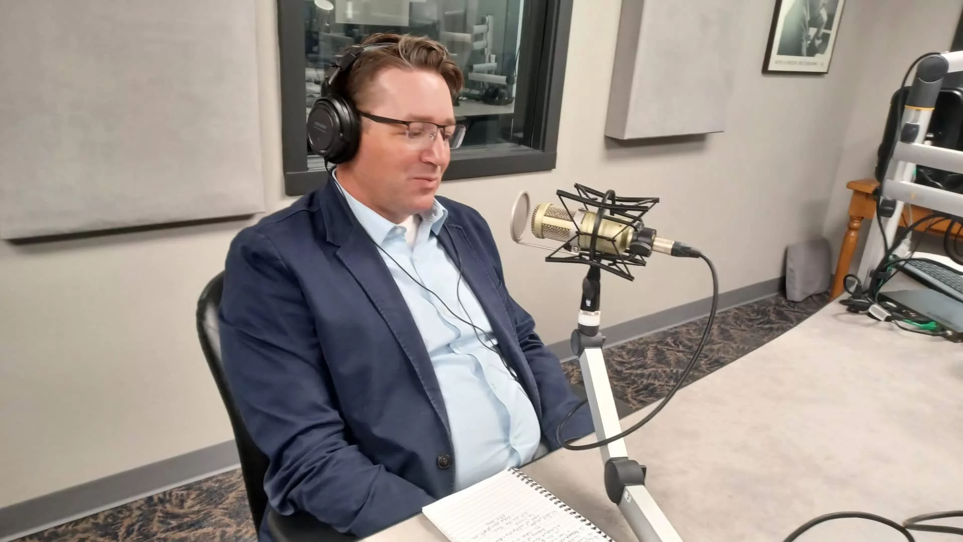 new-janesville-city-manager-kevin-lahner-joins-your-talk-show-on-wclo564443