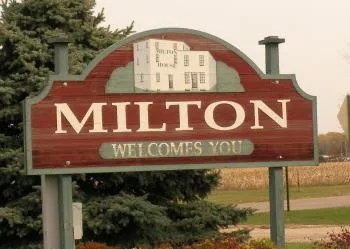 milton-sign662979
