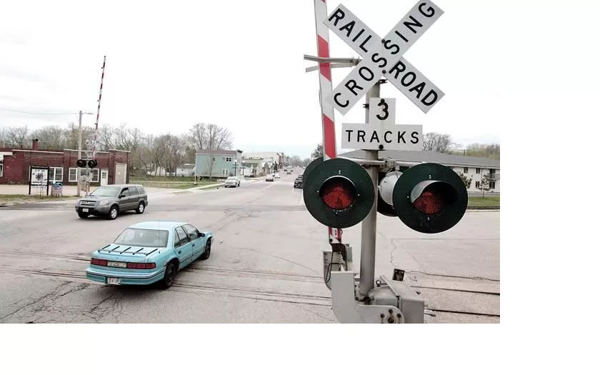 railroad-crossing-sign232437
