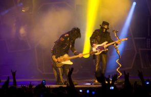 MOTLEY CRUE Comeback Tour (update)* MOTLEY CRUE Comeback Tour (update)*