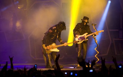 It’s Official! Motley Crue comes out of retirement.. It’s Official! Motley Crue comes out of retirement..