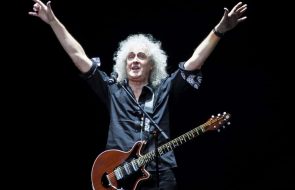 Queen’s Brian May Recovering From Leg Surgery Queen’s Brian May Recovering From Leg Surgery