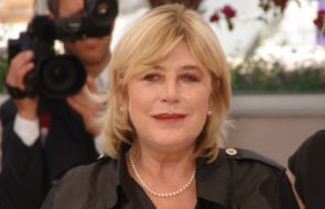Marianne Faithfull unable to sing due to COVID-19 complications Marianne Faithfull unable to sing due to COVID-19 complications