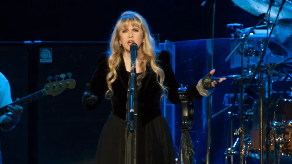 Stevie Nicks announces 2024 North American headlining tour dates - Vimarsana News