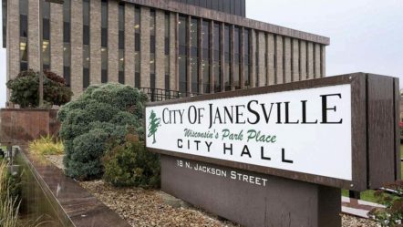 janesville-city-hall-sign-2-7
