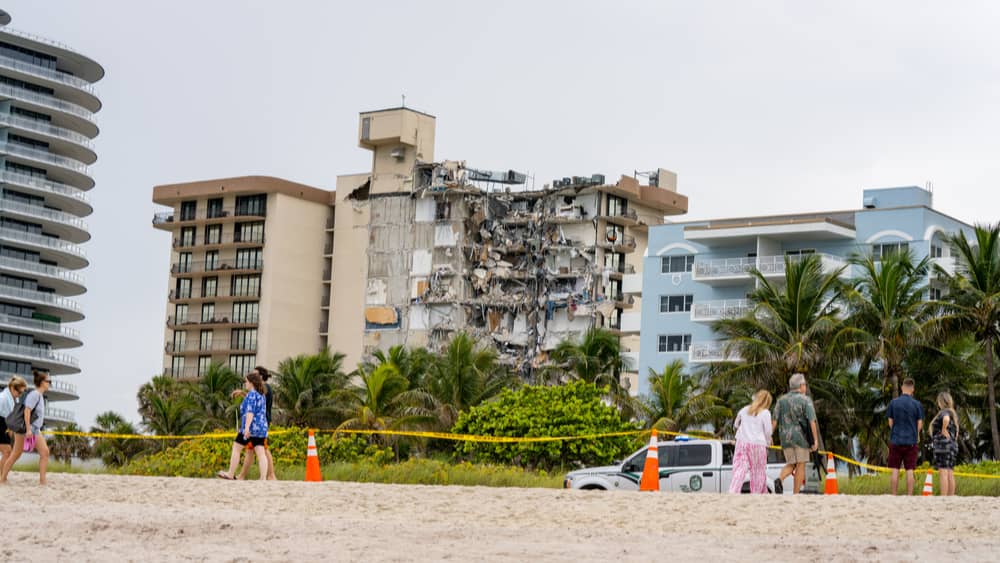 Death toll rises to nine in Florida condo collapse as search continues ...