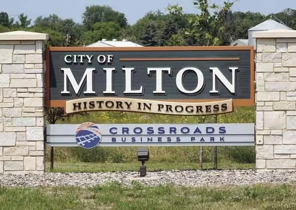 milton-city-sign895173