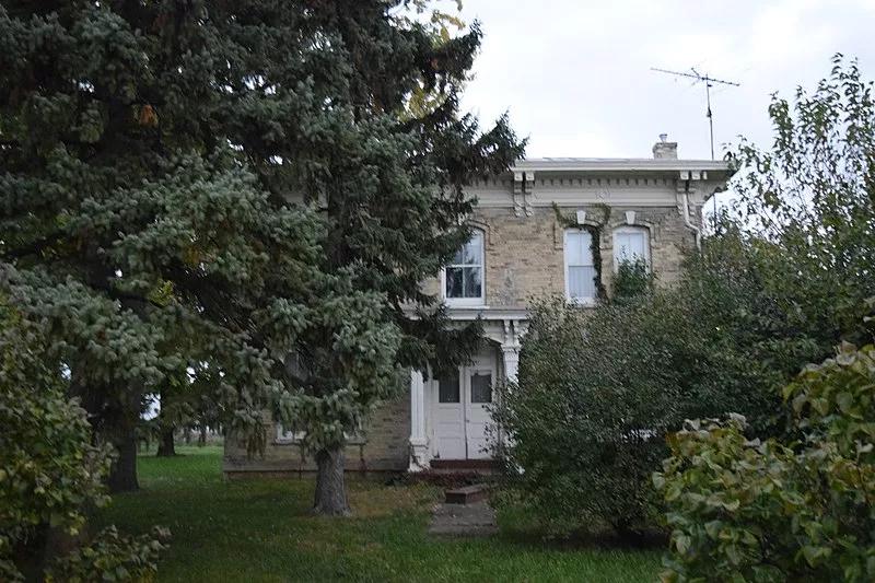 john_and_martha_hugunin_house232532