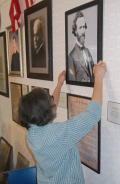 Louisiana museum vip wall photo hanging 2019