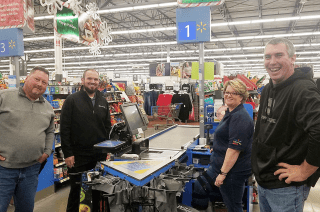 Elks_shopping_1