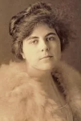 genevieve-clark