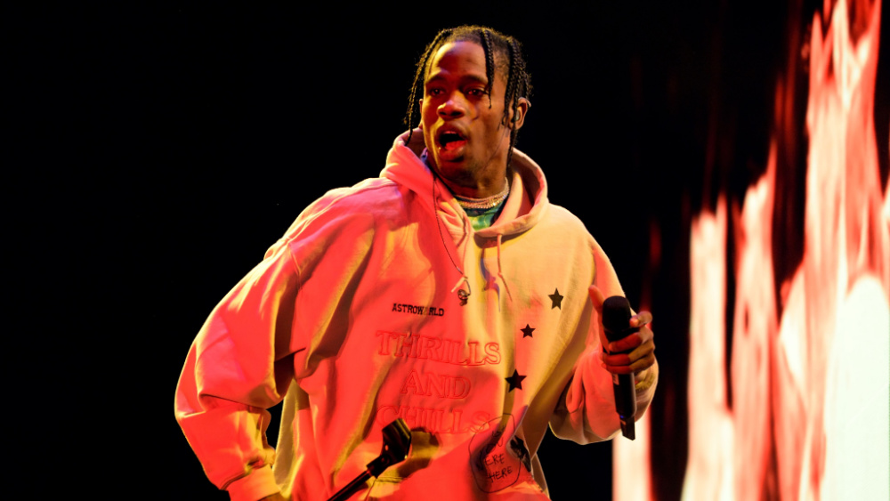 Lil Wayne & Travis Scott Courtside For Rockets/Warriors Beatdown