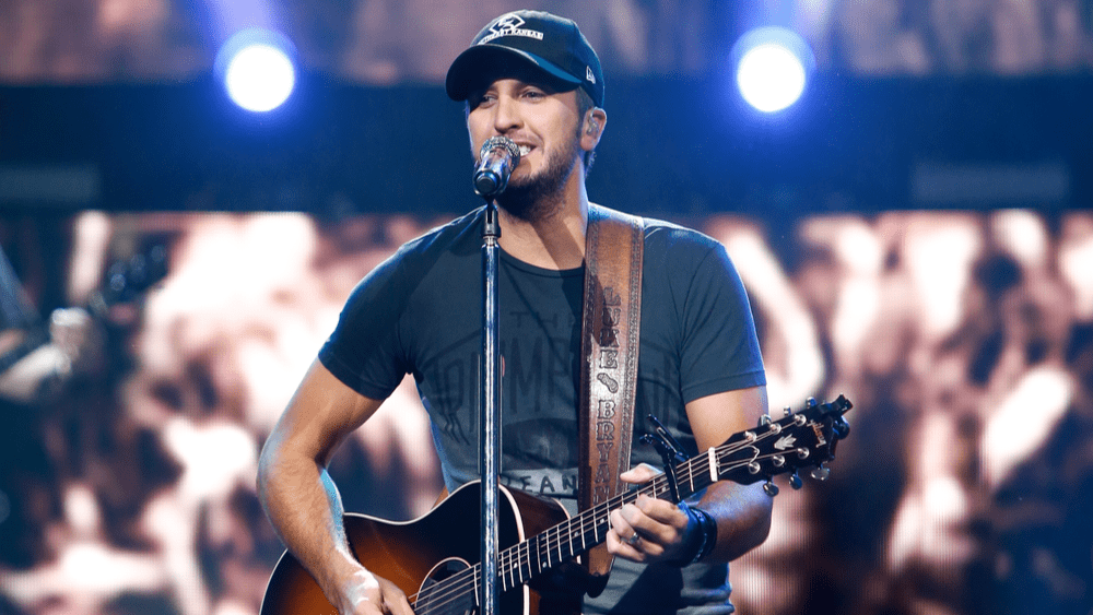 Luke Bryan's annual 'Crash My Playa' concert in Mexico will return with