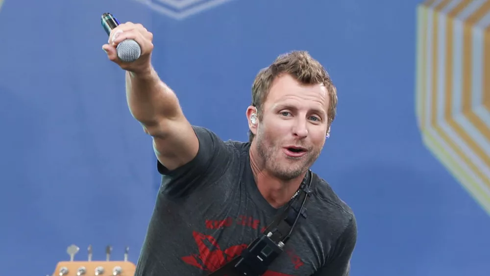 shutterstock_43019603241907