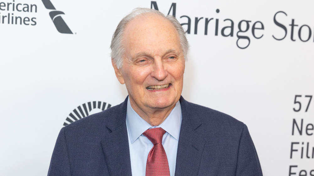 M*A*S*H @ 50: Alan and Arlene Alda Celebrate 65 Years of Binding Up One  Another's Wounds - Daily Citizen