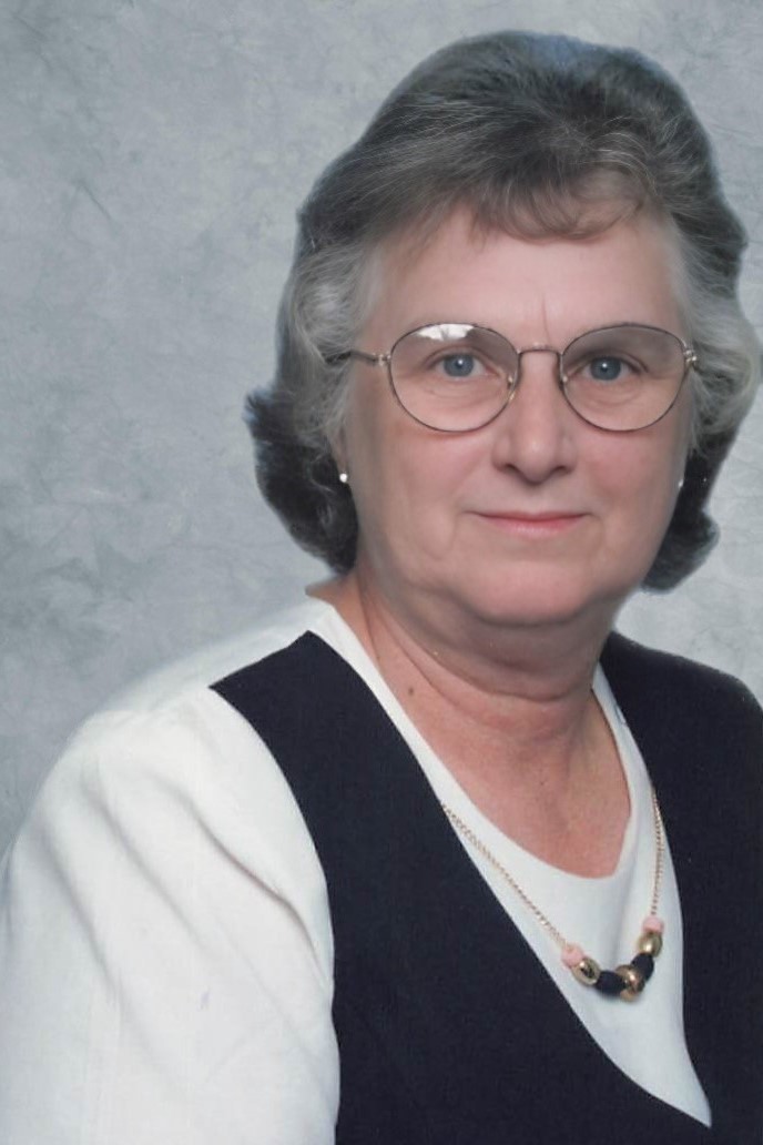 Ellar Kate Bragg WCLU Radio