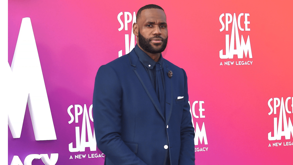 Lebron James Returns After 13 Game Absence In Lakers Loss To Bulls Lebron James Returns After 13 Game Absence In Lakers Loss To Bulls