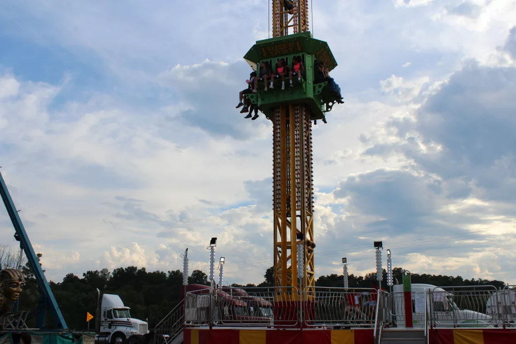 Barren County Fair Kicks Off with Carnival Rides and Rodeo WCLU Radio